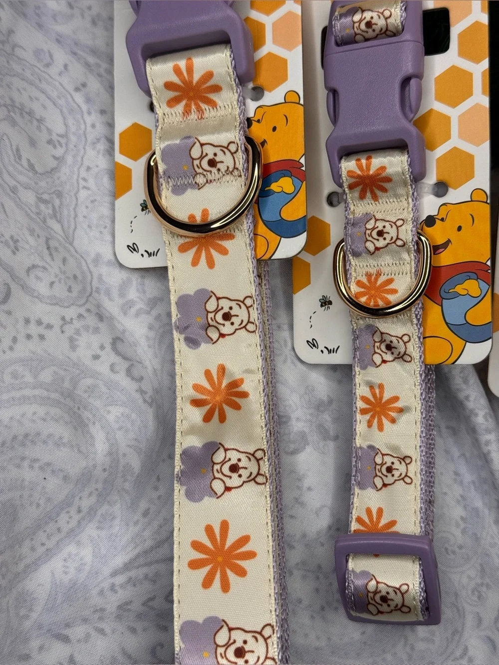Disney Winnie the Pooh Dog Pet Collar, Leash & 3  Pooh, Piglet, Tigger Toys